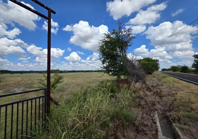 Photo 2 of Land for sale at Tbd Fm 904, Commerce, TX 75428 | MLS# 21388146 | Listing updated on 2026-10-01