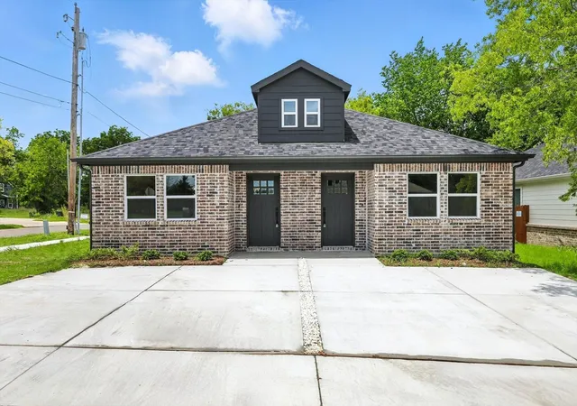 Photo 1 of Single family home for sale at 3206 Sayle St #101 & 102, Greenville, TX 75401 | MLS# 21387251 | Listing updated on 2026-09-25