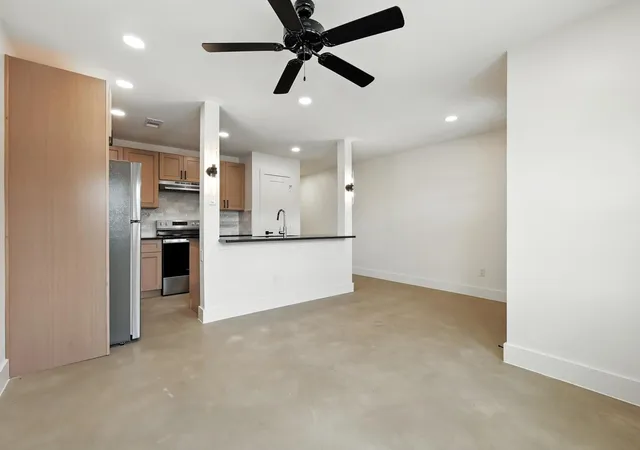 Photo 3 of Single family home for sale at 3206 Sayle St #101 & 102, Greenville, TX 75401 | MLS# 21387251 | Listing updated on 2026-09-25