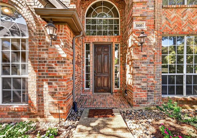 Photo 3 of Single family home for sale at 2830 Woodhollow Ct, Lewisville, TX 75077 | MLS# 21382145 | Listing updated on 2026-10-08