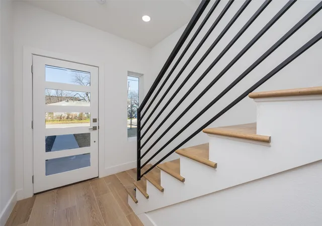 Photo 2 of Sale Pending at 2507 Crossman Ave, Dallas, TX 75212 | MLS# 21387791 | Listing updated on 2026-10-07