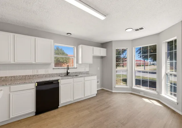 Photo 3 of Single family home for sale at 8195 Waterside Trl, Fort Worth, TX 76137 | MLS# 21388374 | Listing updated on 2026-10-29