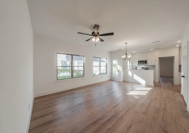 Photo 3 of Single family home for sale at 1233 Meriwether St, Fort Worth, TX 76115 | MLS# 21388438 | Listing updated on 2026-09-17