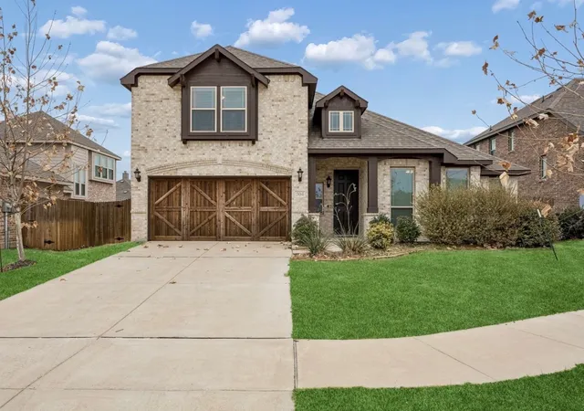 Single family home for sale at 504 Lowland Ln, Waxahachie, TX 75165 | MLS# 21385442 | Listing updated on 2026-09-19