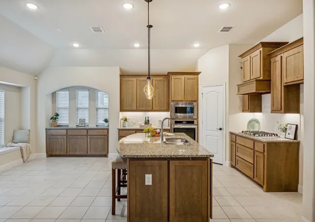 Photo 3 of Single family home for sale at 504 Lowland Ln, Waxahachie, TX 75165 | MLS# 21385442 | Listing updated on 2026-09-19