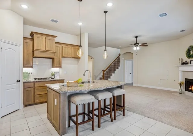 Photo 4 of Single family home for sale at 504 Lowland Ln, Waxahachie, TX 75165 | MLS# 21385442 | Listing updated on 2026-09-19
