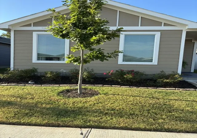 Photo 3 of Single family home for sale at 155 Sesame Ln, Princeton, TX 75407 | MLS# 21388343 | Listing updated on 2026-09-17