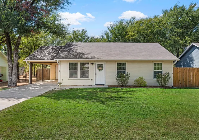 Single family home for sale at 110 Shady Springs Dr, Bridgeport, TX 76426 | MLS# 21387927