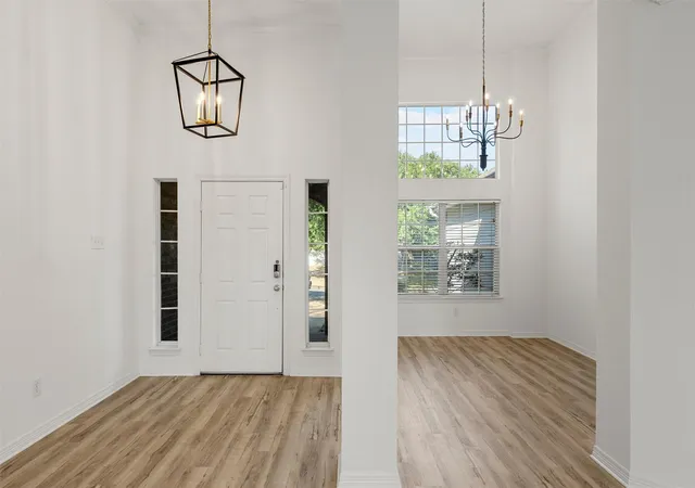 Photo 3 of Single family home for sale at 10100 Seville Ct, Waco, TX 76708 | MLS# 21388216 | Listing updated on 2026-10-08