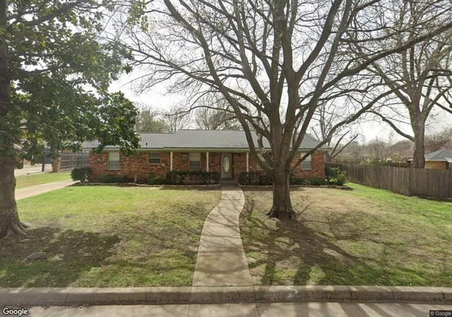 Photo 1 of Single family home for sale at 6161 Walla Ave, Fort Worth, TX 76133 | MLS# 21387384 | Listing updated on 2026-10-05
