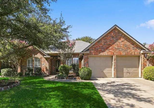 Photo 1 of Sale Pending at 1109 Oakhollow Dr, Corinth, TX 76210 | MLS# 21377781 | Listing updated on 2026-09-26
