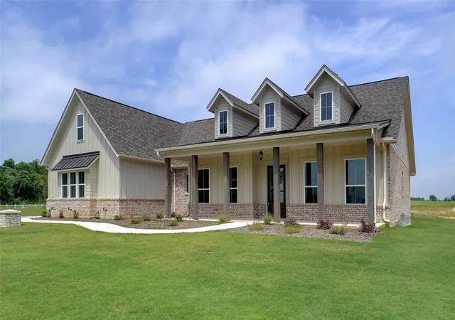 Photo 3 of Single family home for sale at 9101 Zion Hl Rd, Poolville, TX 76487 | MLS# 21386847 | Listing updated on 2026-10-07