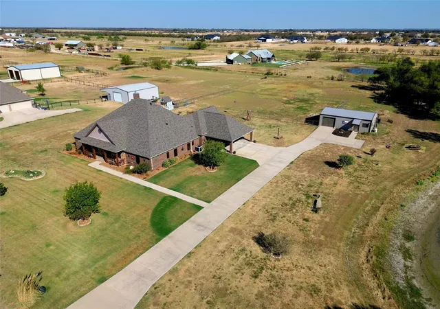 Photo 40 of Single family home for sale at 6104 High Meadows Dr, Krum, TX 76249 | MLS# 21386230 | Listing updated on 2026-10-08