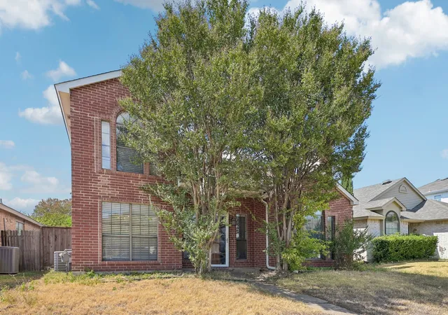 Photo 3 of Single family home for sale at 4357 Walsh Ln, Grand Prairie, TX 75052 | MLS# 21386860 | Listing updated on 2026-09-18