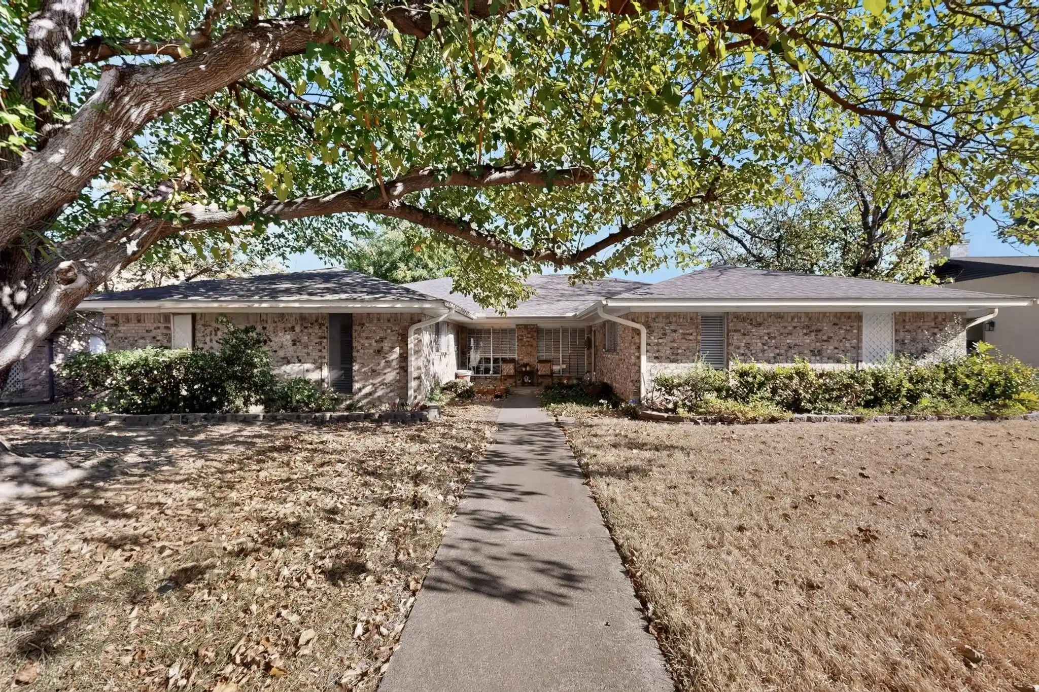 Photo 1 of Multi family home for sale at 11341 Quail Run St, Dallas, TX 75238 | MLS# 21386844 | Listing updated on 2026-10-29