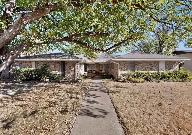 Photo 1 of Sale Pending at 11341 Quail Run St, Dallas, TX 75238 | MLS# 21386844 | Listing updated on 2026-10-09