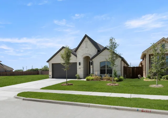 Photo 2 of Sale Pending at 2114 Ash Ct, Venus, TX 76084 | MLS# 21388664 | Listing updated on 2026-09-29