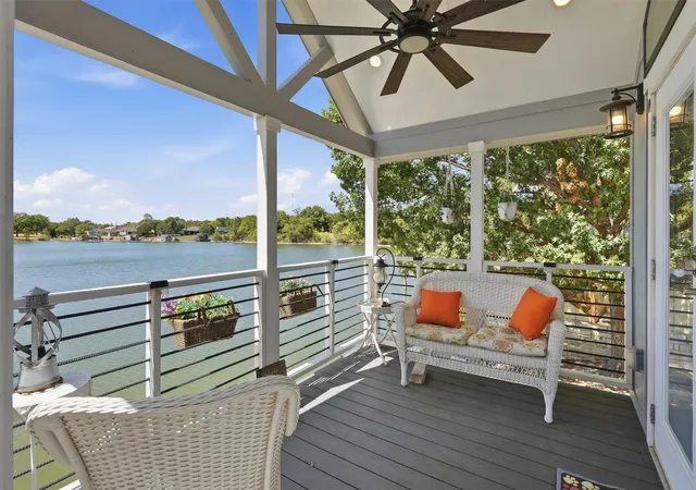 Photo 3 of Single family home for sale at 817 Brazos Harbor Cir, Granbury, TX 76048 | MLS# 21387726 | Listing updated on 2026-10-04