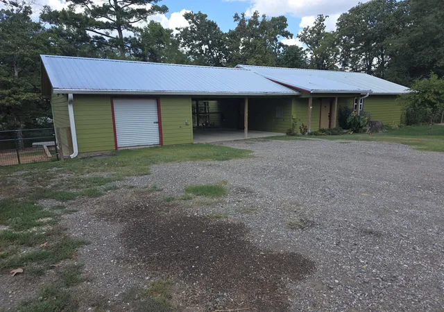 Photo 1 of Single family home for sale at 560 County Rd 2150, Quitman, TX 75783 | MLS# 21388759 | Listing updated on 2026-09-16
