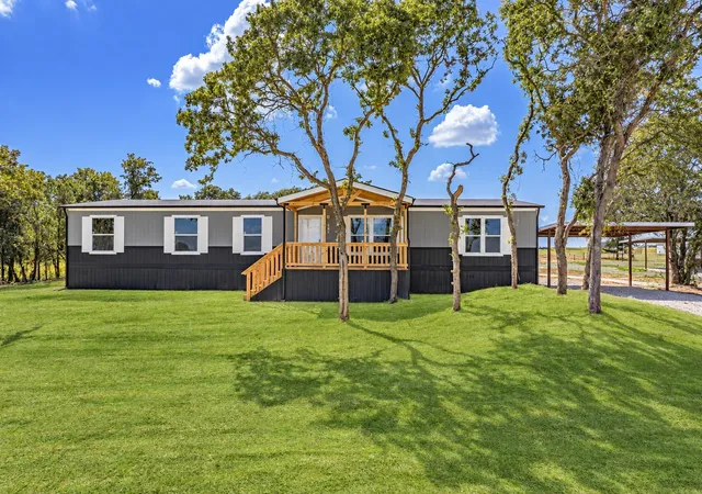 Photo 1 of Manufactured home for sale at 242 Huddleston Rd, Sunset, TX 76270 | MLS# 21349555 | Listing updated on 2026-09-17