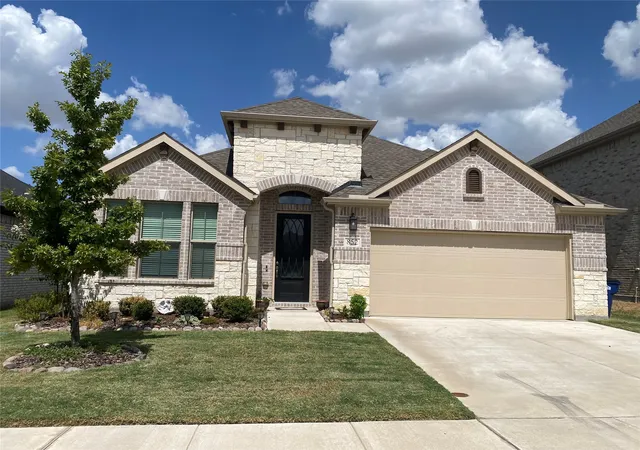 Photo 1 of Single family home for sale at 852 Reynolds Dr, Fate, TX 75087 | MLS# 21388784 | Listing updated on 2026-09-17