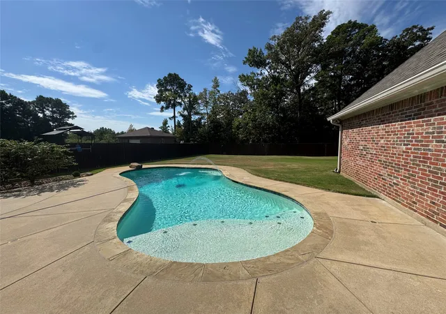 Photo 3 of Sale Pending at 1796 Turning Leaf Trl, Haughton, LA 71037 | MLS# 21388433 | Listing updated on 2026-09-28