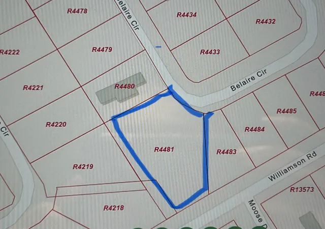Photo 2 of Sale Pending at 5601 Belaire Cir, Granbury, TX 76048 | MLS# 21388788 | Listing updated on 2026-09-28