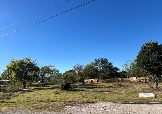 Photo 3 of Sale Pending at 5601 Belaire Cir, Granbury, TX 76048 | MLS# 21388788 | Listing updated on 2026-09-28