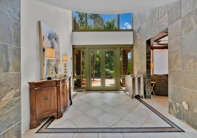 Photo 3 of Mansion for sale at 734 Chinquapin Dr, Shreveport, LA 71106 | MLS# 21388843 | Listing updated on 2026-09-17