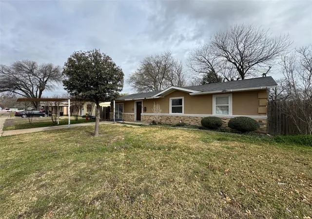 Photo 1 of Sale Pending at 3604 Heath Ln, Mesquite, TX 75150 | MLS# 21388268 | Listing updated on 2026-10-02