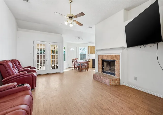 Photo 2 of Sale Pending at 311 Alyse Rd, Roanoke, TX 76262 | MLS# 21386240 | Listing updated on 2026-10-05