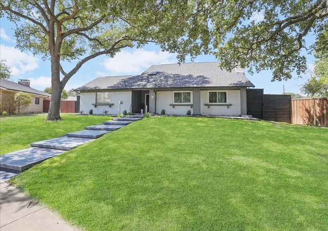 Photo 4 of Single family home for sale at 1635 Aurora Dr, Richardson, TX 75081 | MLS# 21385487 | Listing updated on 2026-09-30