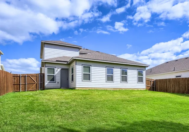 Photo 2 of Single family home for sale at 1605 Annabelle St, Cleburne, TX 76031 | MLS# 21388474 | Listing updated on 2026-09-17