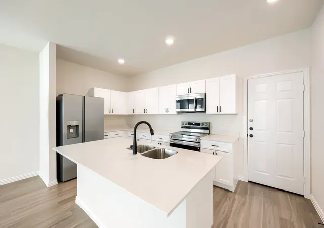 Photo 3 of Single family home for sale at 1605 Annabelle St, Cleburne, TX 76031 | MLS# 21388474 | Listing updated on 2026-09-17