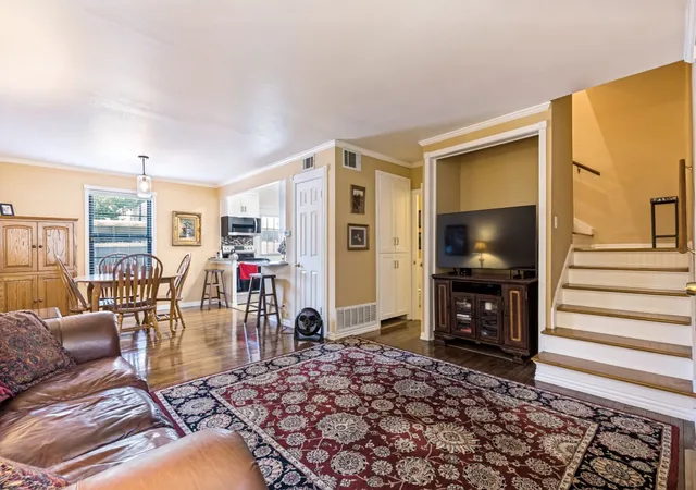 Photo 3 of Condo for sale at 5019 N Hall St #5019, Dallas, TX 75235 | MLS# 21384889 | Listing updated on 2026-09-18