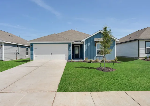 Photo 1 of Sale Pending at 4704 Fillmore Dr, Greenville, TX 75401 | MLS# 21388901 | Listing updated on 2026-09-21