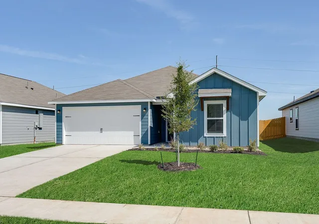 Photo 1 of Single family home for sale at 4912 Fillmore Dr, Greenville, TX 75401 | MLS# 21388903 | Listing updated on 2026-09-17