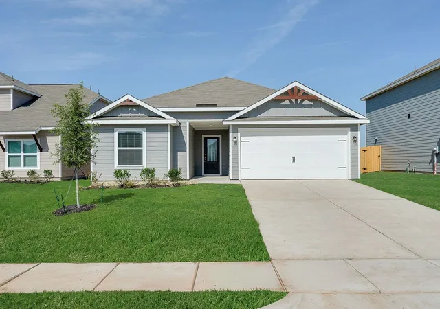 Photo 1 of Single family home for sale at 4910 Fillmore Dr, Greenville, TX 75401 | MLS# 21388909 | Listing updated on 2026-09-17