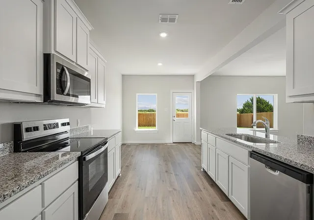 Photo 3 of Single family home for sale at 1306 Reed St, Greenville, TX 75401 | MLS# 21388918 | Listing updated on 2026-09-18