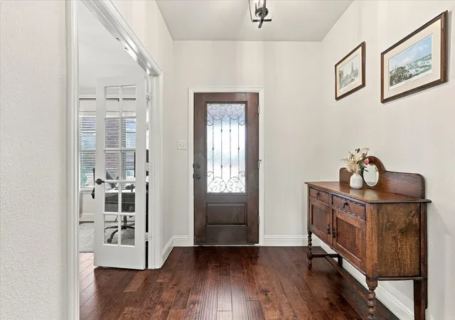Photo 2 of Single family home for sale at 1733 Ridge Crk Ln, Aubrey, TX 76227 | MLS# 21373889 | Listing updated on 2026-10-06