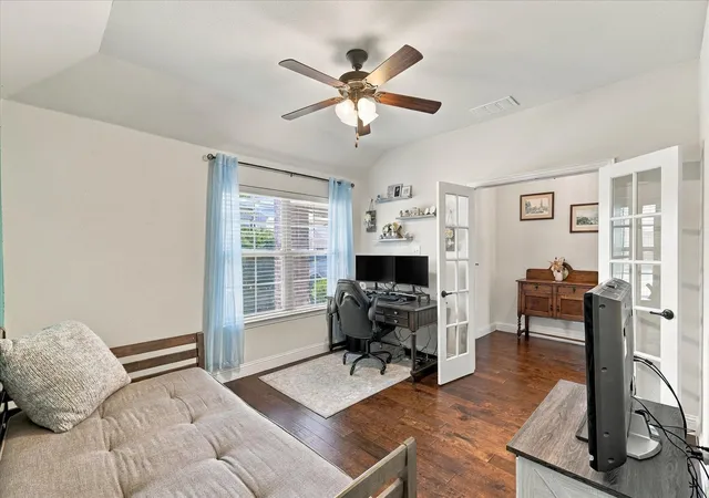 Photo 3 of Single family home for sale at 1733 Ridge Crk Ln, Aubrey, TX 76227 | MLS# 21373889 | Listing updated on 2026-10-06