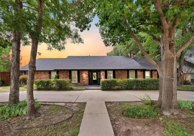 Photo 1 of Single family home for sale at 1601 Oak Meadow Dr, Irving, TX 75061 | MLS# 21388942 | Listing updated on 2026-09-17
