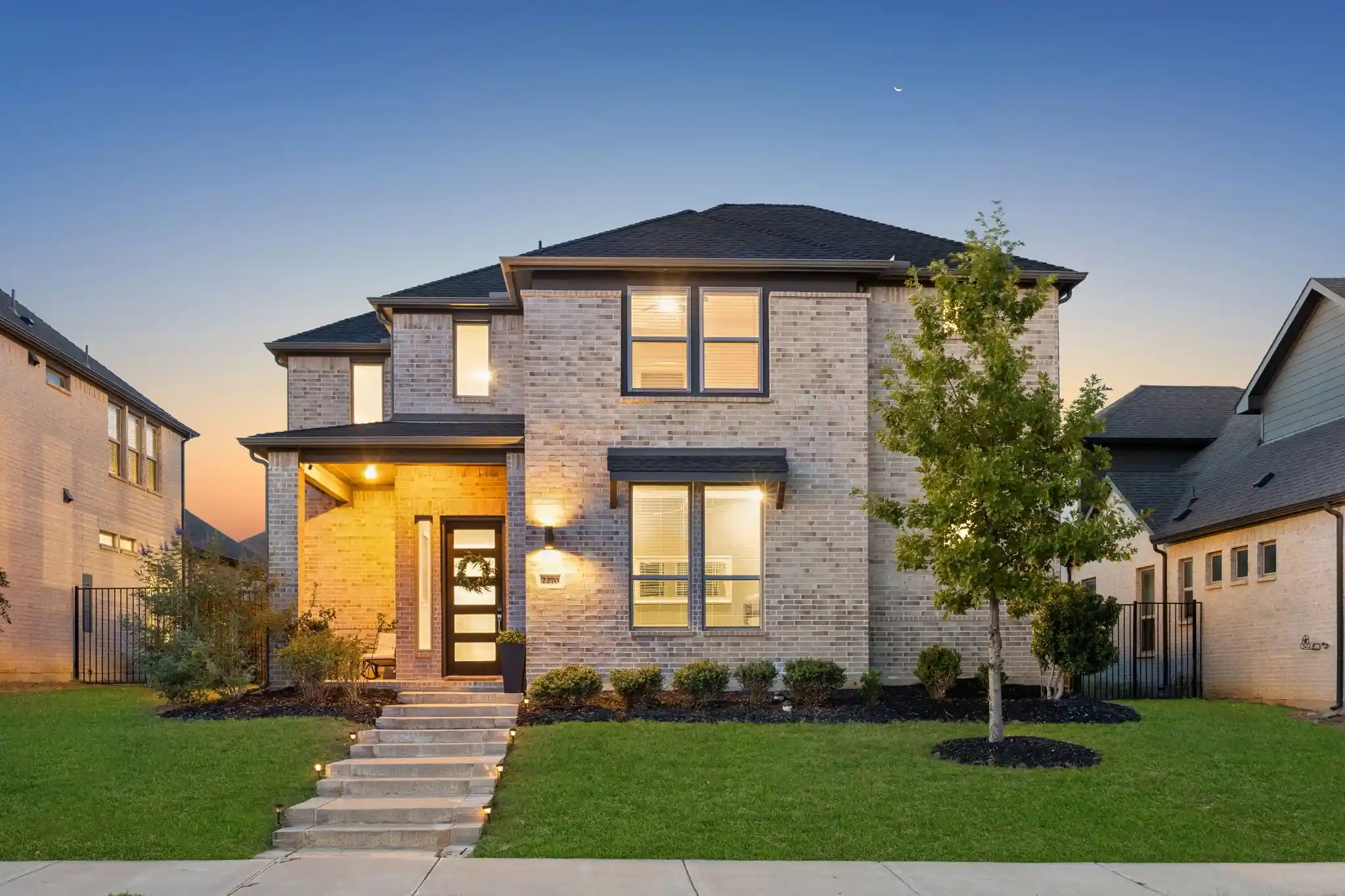 Photo 1 of Sale Pending at 2270 English Ivy Rd, Frisco, TX 75033 | MLS# 21387416 | Listing updated on 2026-10-14