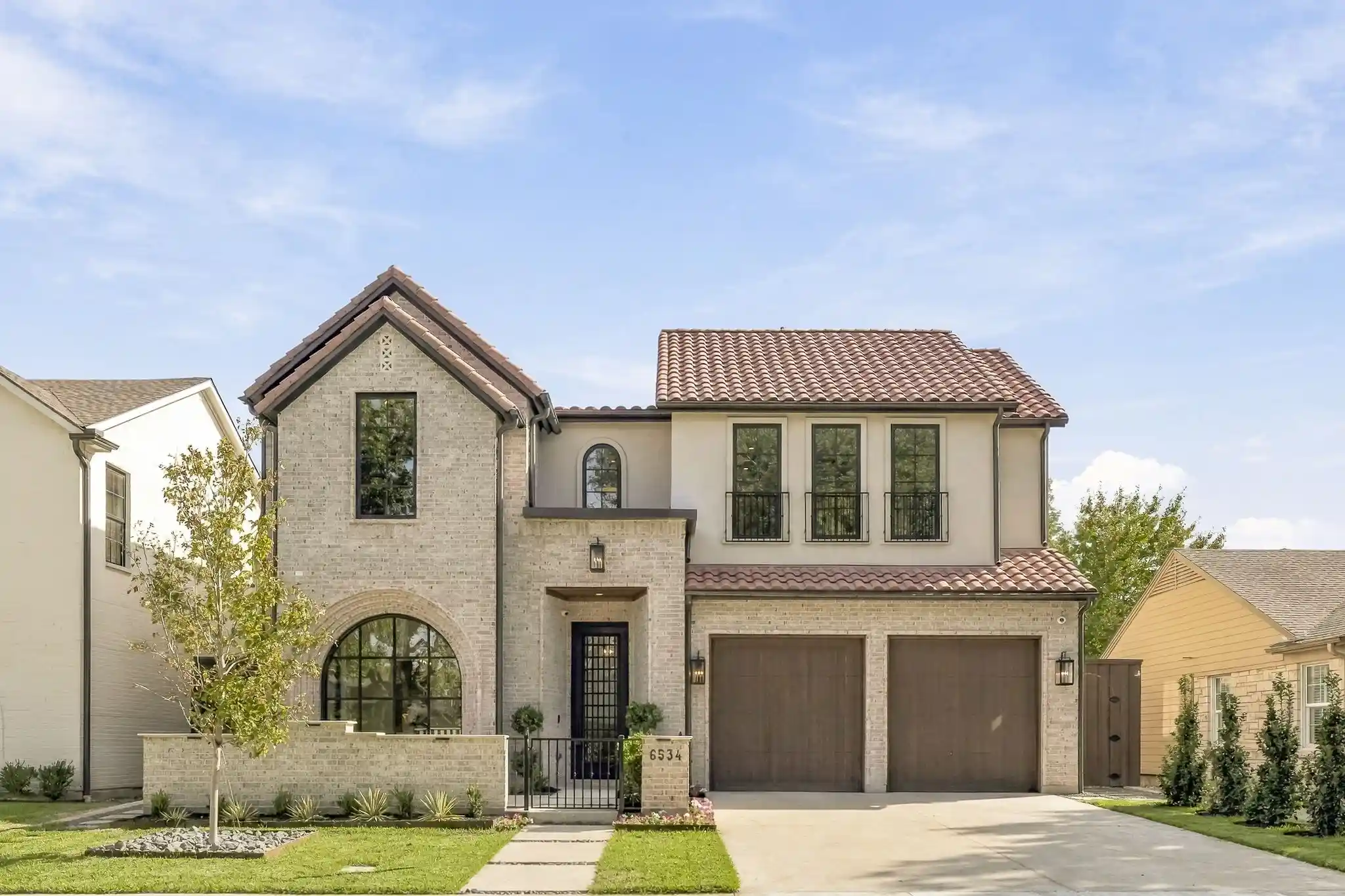 Photo 1 of Sale Pending at 6534 Anita St, Dallas, TX 75214 | MLS# 21383015 | Listing updated on 2026-10-23