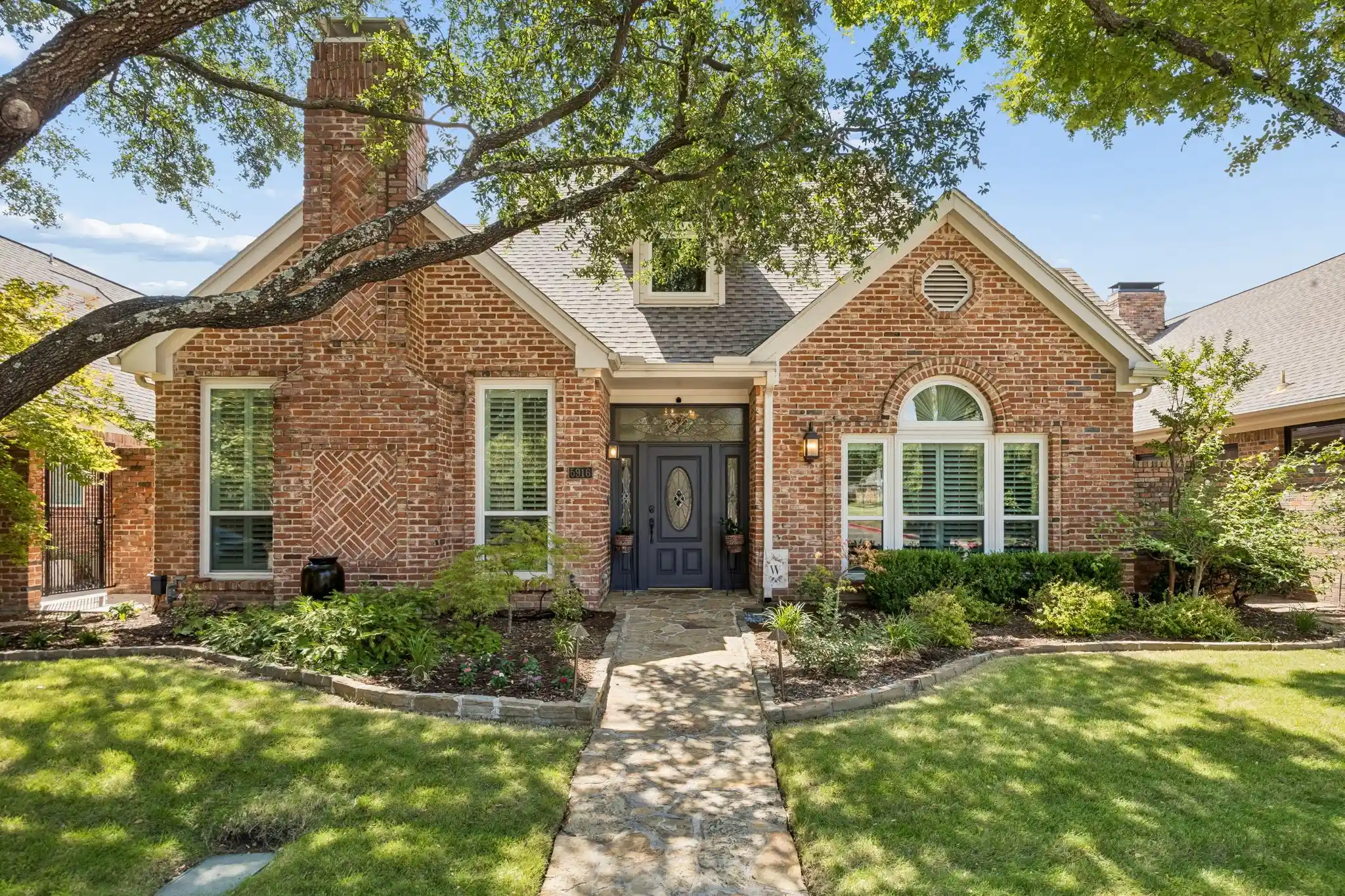 Photo 1 of Single family home for sale at 5916 Richwater Dr, Dallas, TX 75252 | MLS# 21375818 | Listing updated on 2026-10-25