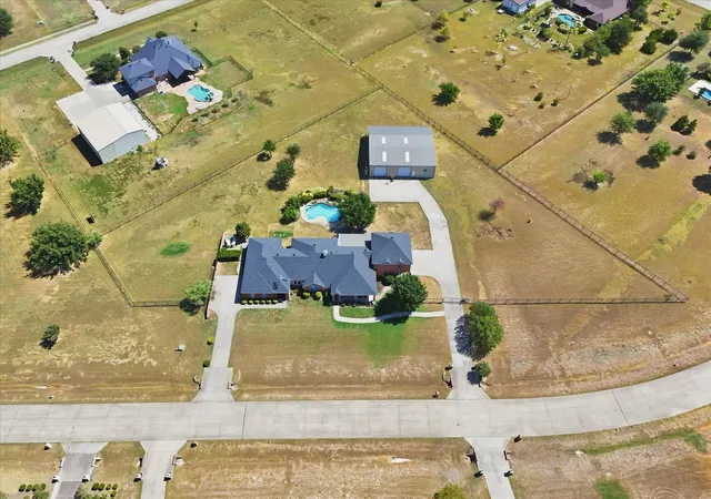 Photo 1 of Sale Pending at 1150 Scarlett Dr, Allen, TX 75002 | MLS# 21387400 | Listing updated on 2026-10-06