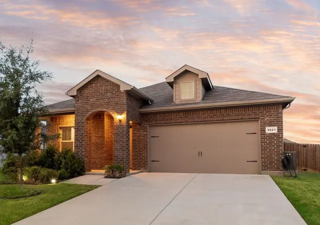 Photo 1 of Single family home for sale at 9621 Catclaw Ter, Crowley, TX 76036 | MLS# 21382588 | Listing updated on 2026-10-03