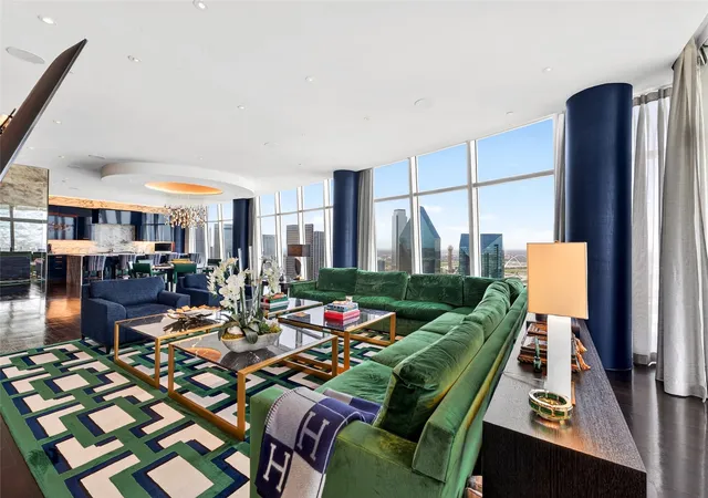 Photo 3 of Condo for sale at 1918 Olive St #3701, Dallas, TX 75201 | MLS# 21377170 | Listing updated on 2026-09-17