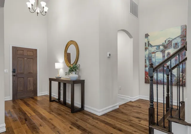 Photo 4 of Single family home for sale at 6513 Cedarhurst Ct, Argyle, TX 76226 | MLS# 21387493 | Listing updated on 2026-09-28