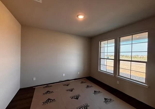 Photo 3 of Single family home for sale at 165 Big Sky Rd, Decatur, TX 76234 | MLS# 21387892 | Listing updated on 2026-10-08